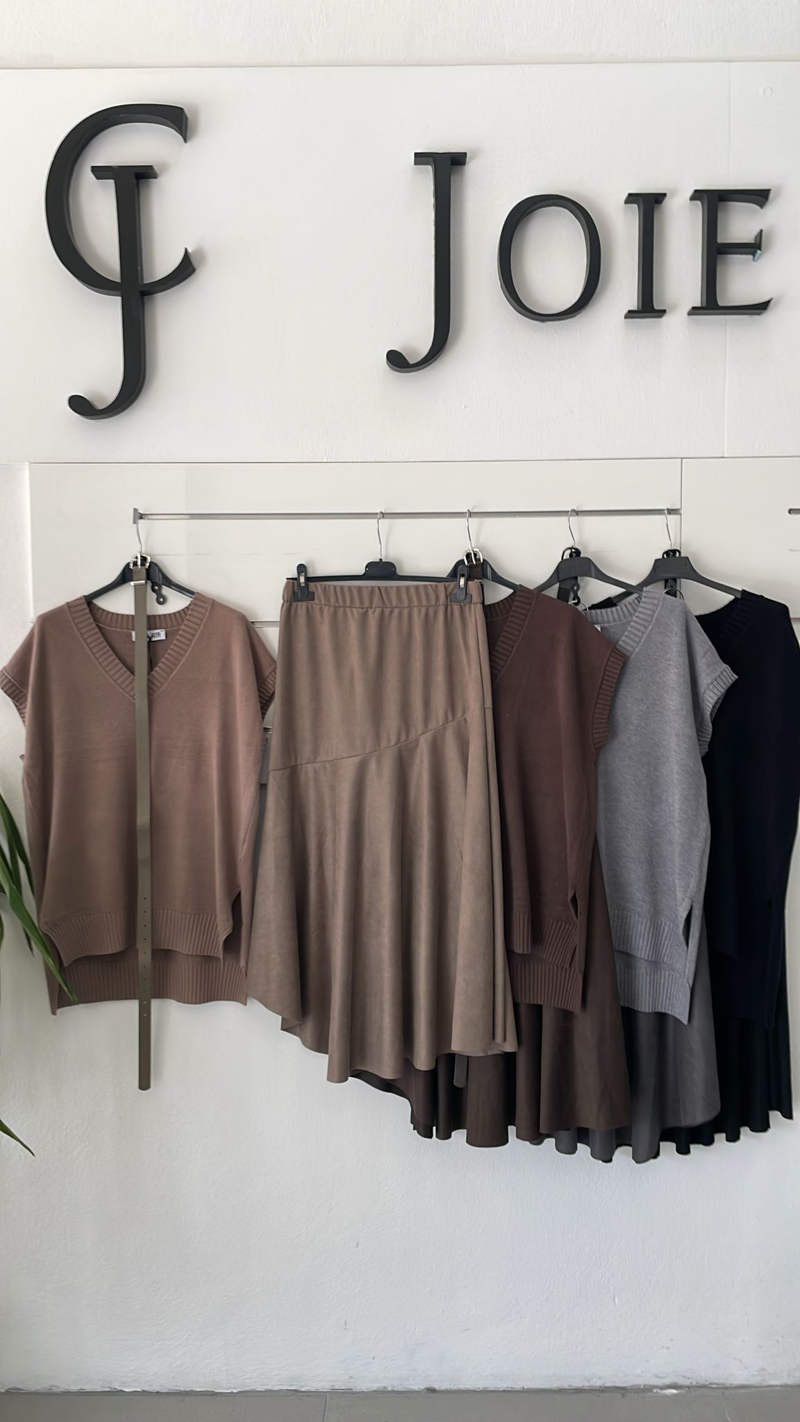 Фото Joie Clair (J-Clair)