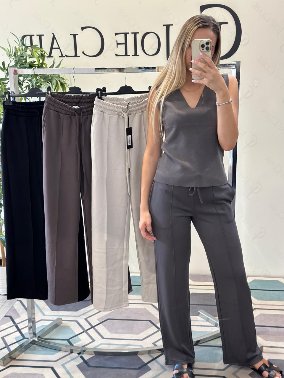 Фото Joie Clair (J-Clair)