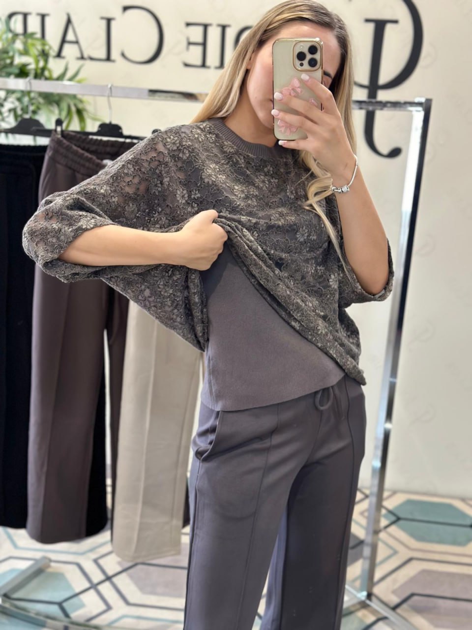 Фото Joie Clair (J-Clair)