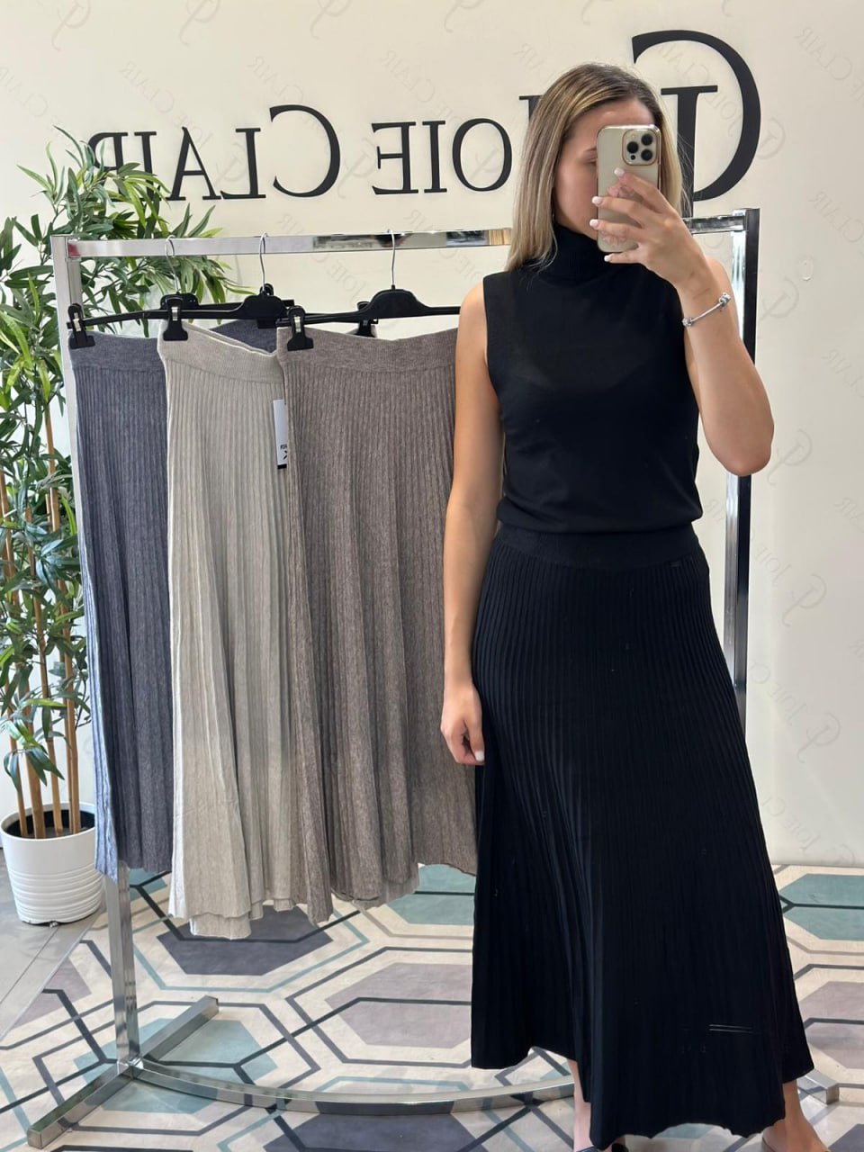 Фото Joie Clair (J-Clair)