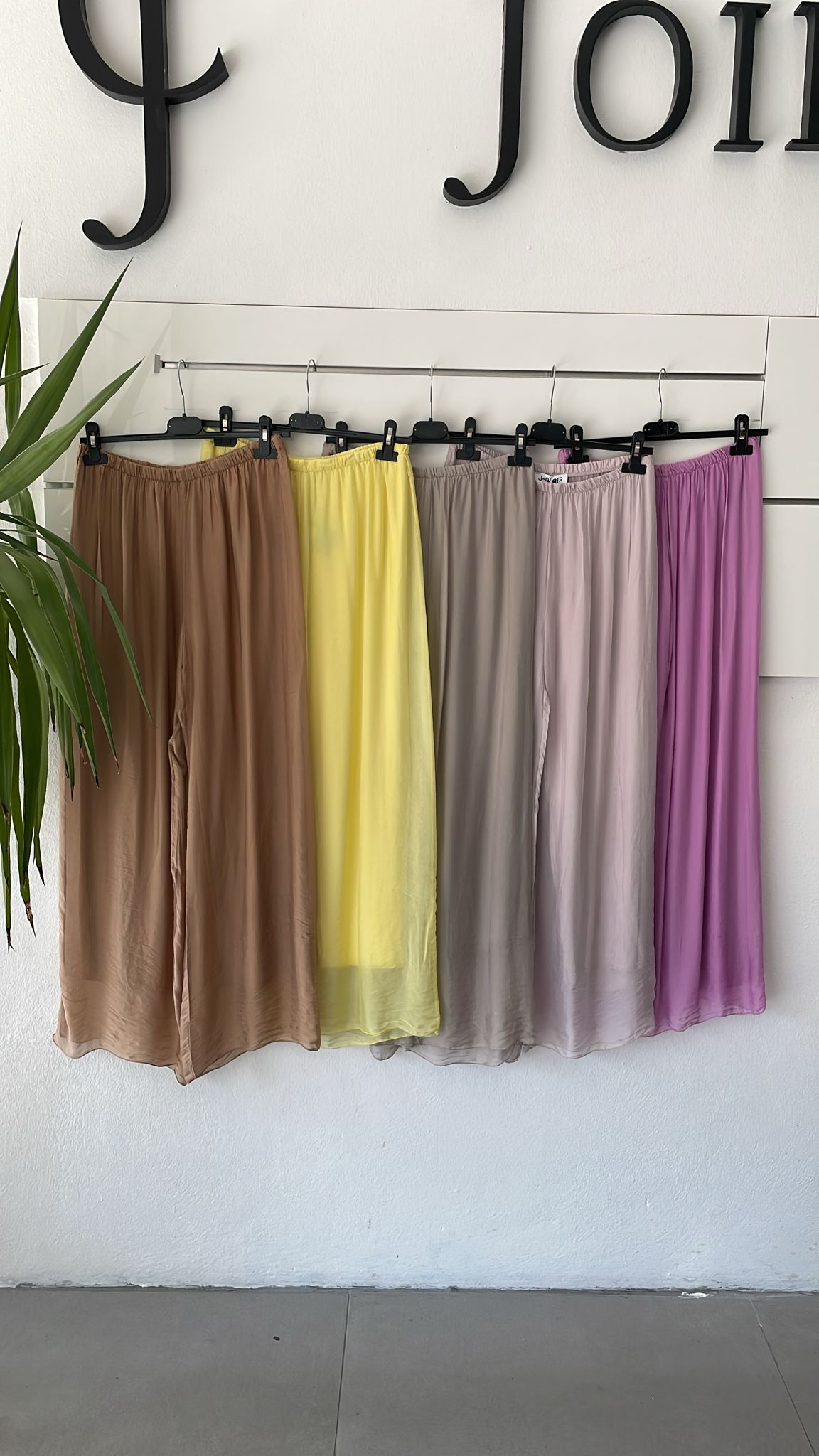 Фото Joie Clair (J-Clair)