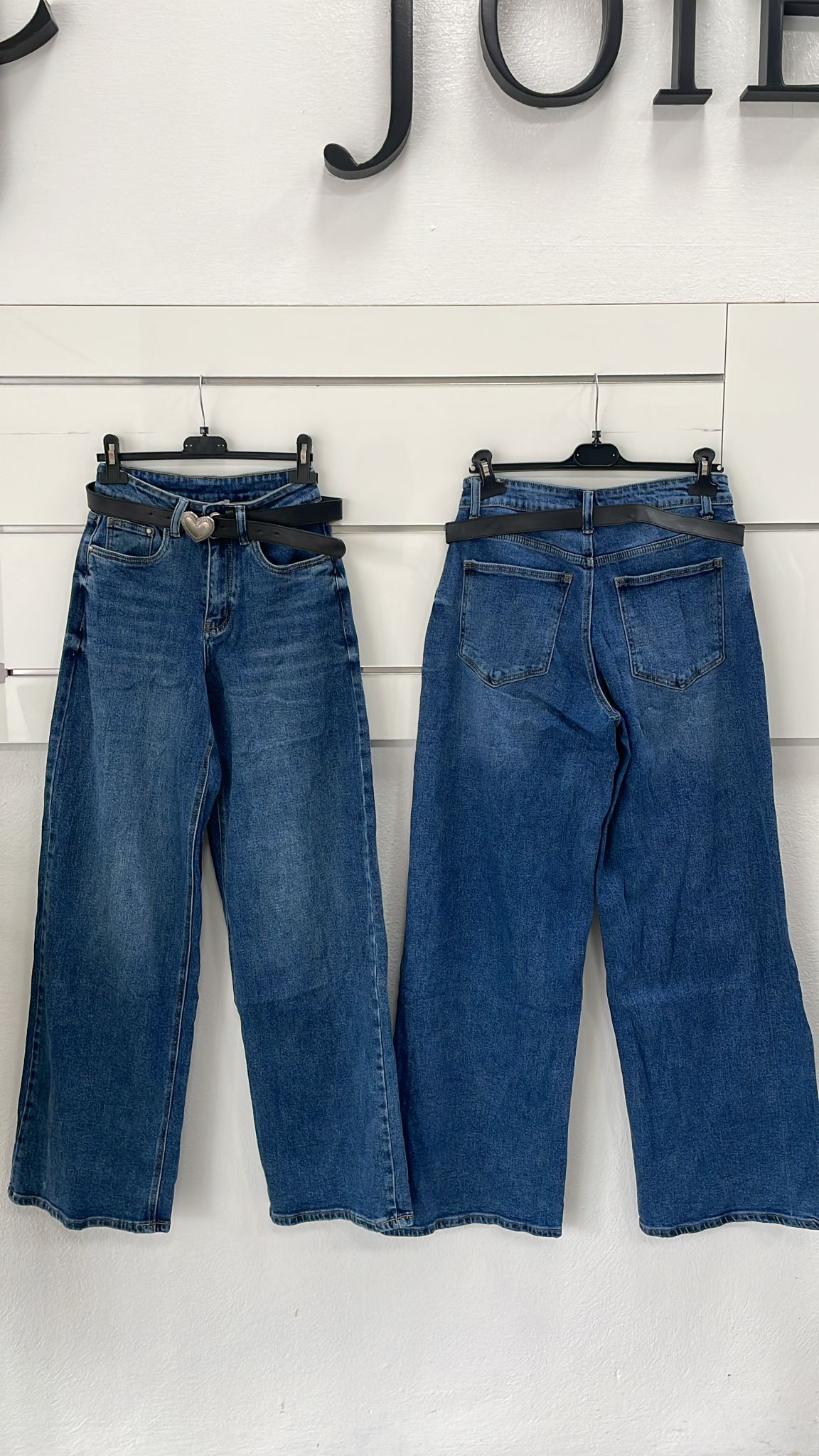 Joie Clair (J-Clair)