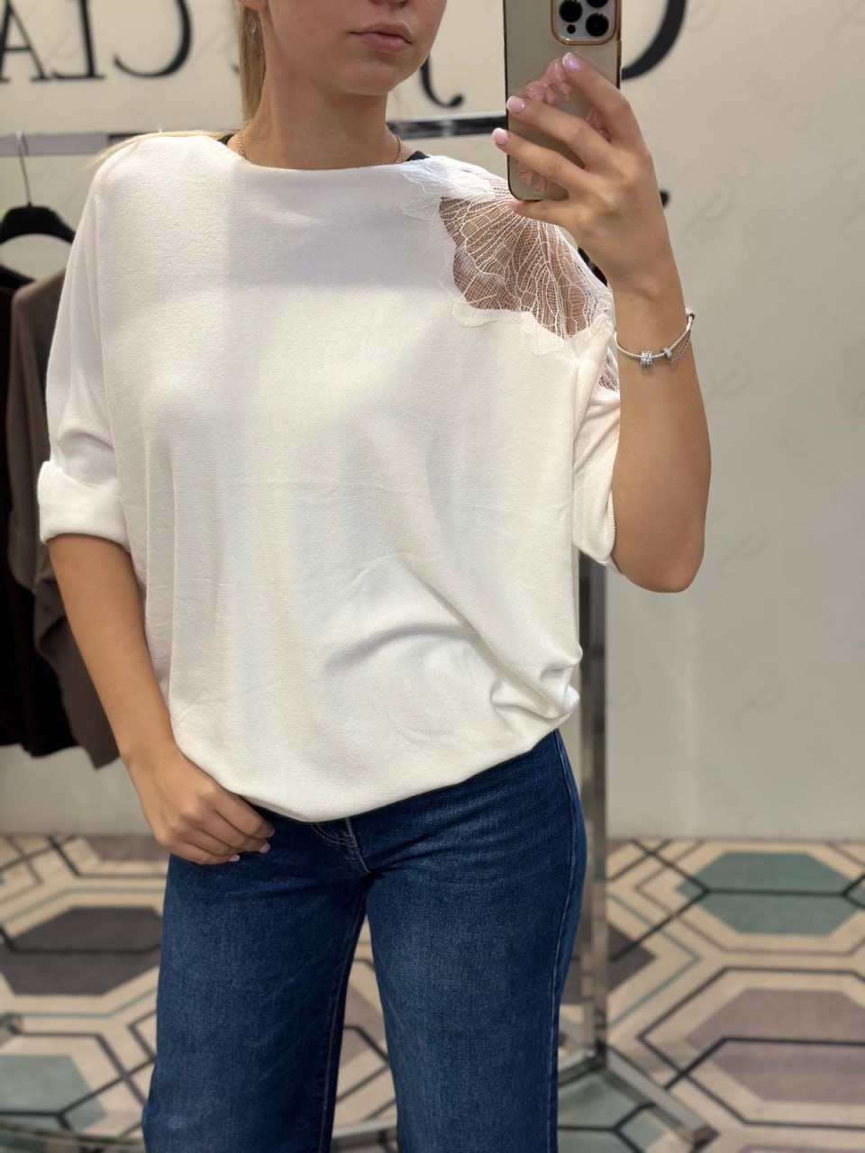 Joie Clair (J-Clair)