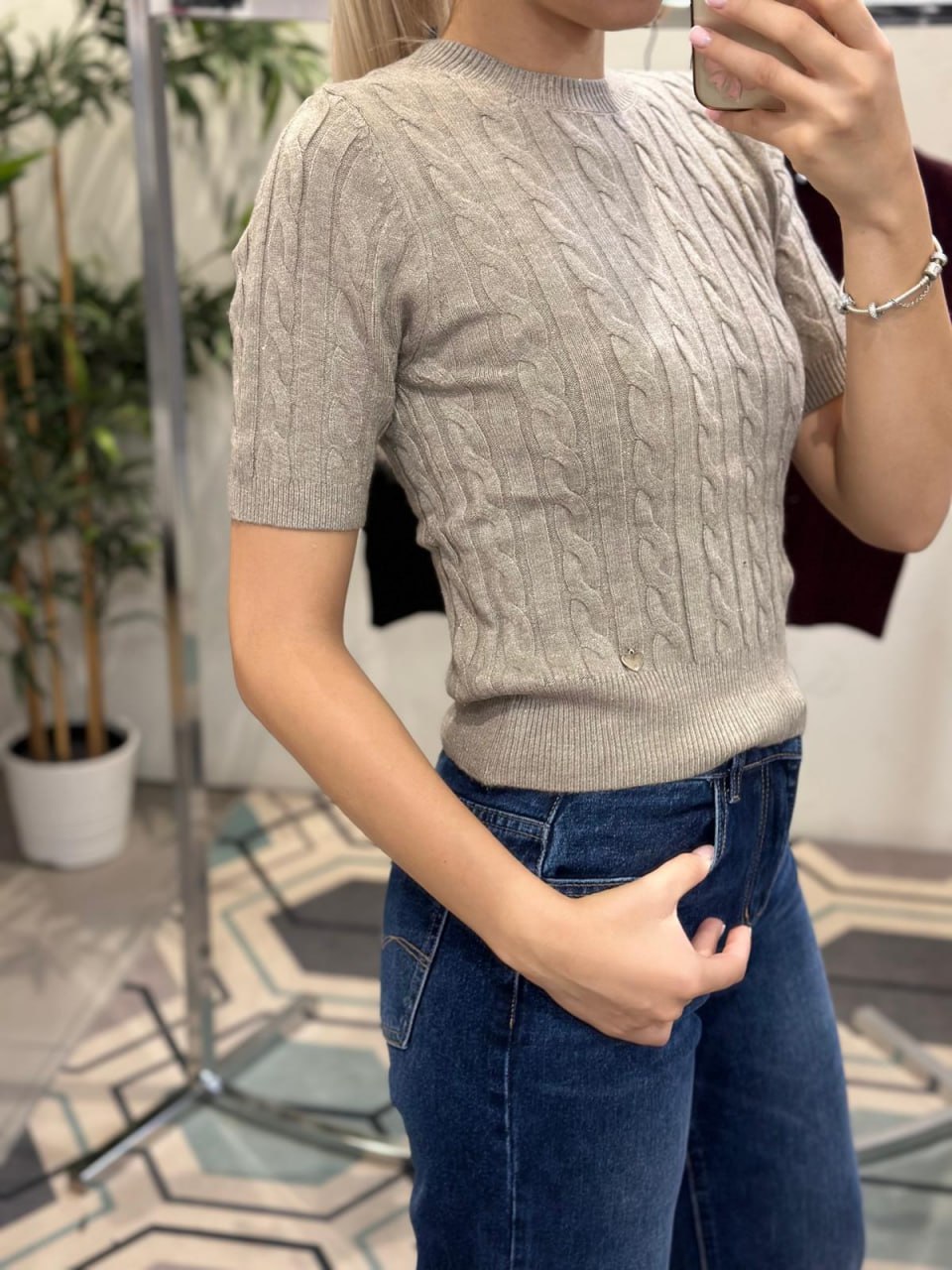 Joie Clair (J-Clair)