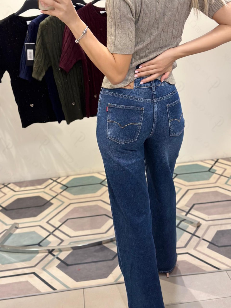 Joie Clair (J-Clair)