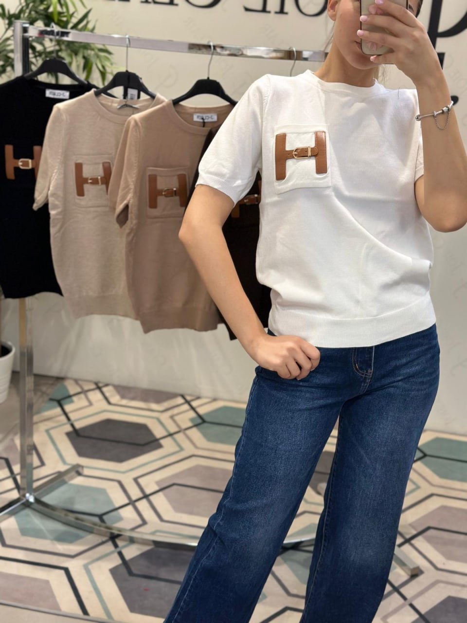 Joie Clair (J-Clair)