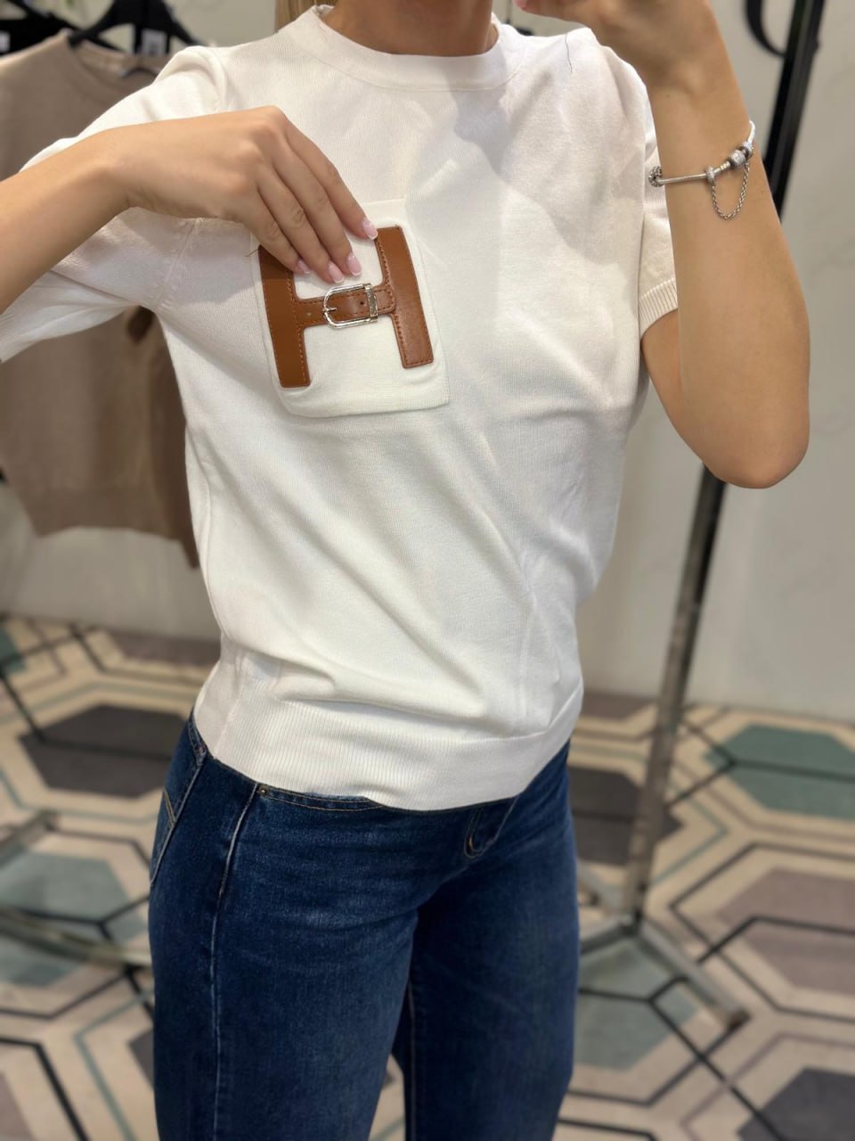 Joie Clair (J-Clair)