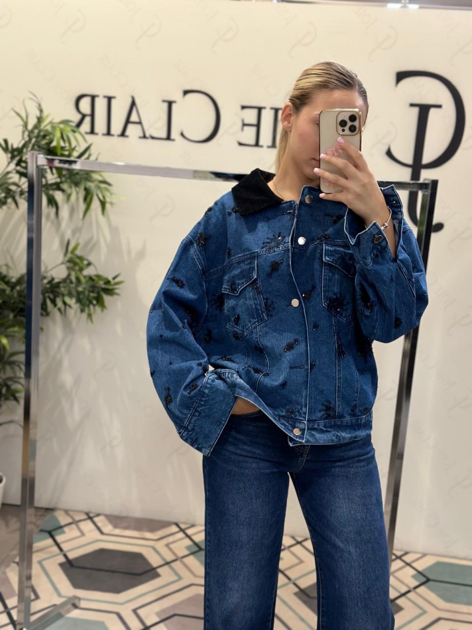 Фото Joie Clair (J-Clair)