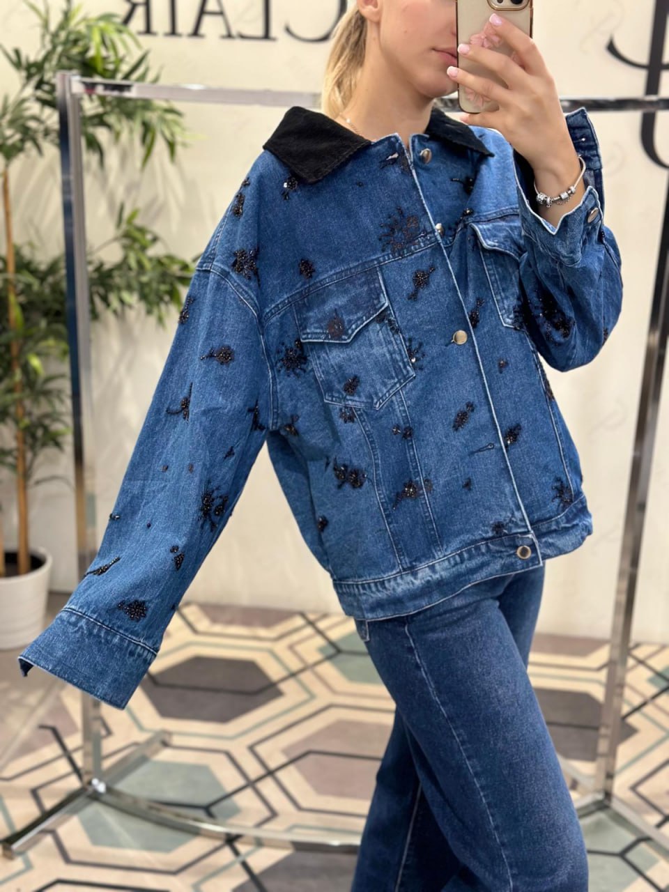 Фото Joie Clair (J-Clair)