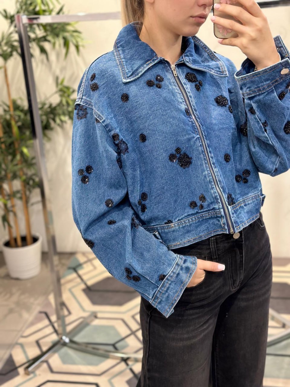 Фото Joie Clair (J-Clair)