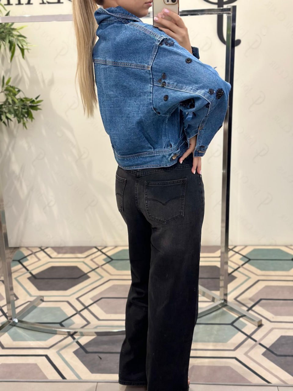 Фото Joie Clair (J-Clair)