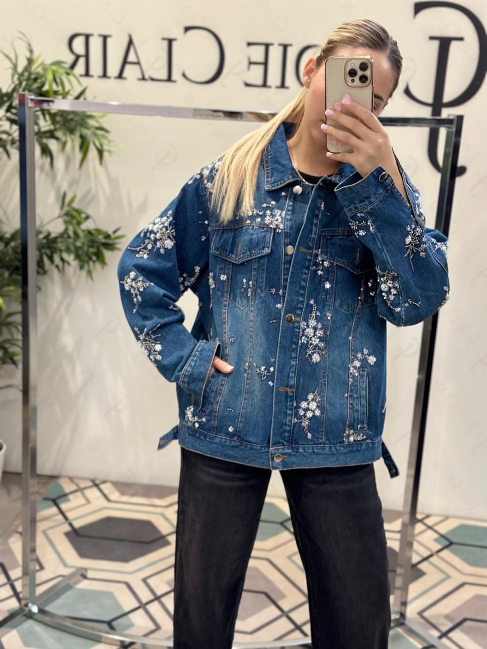 Фото Joie Clair (J-Clair)