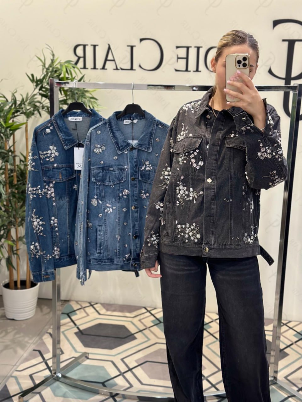 Фото Joie Clair (J-Clair)