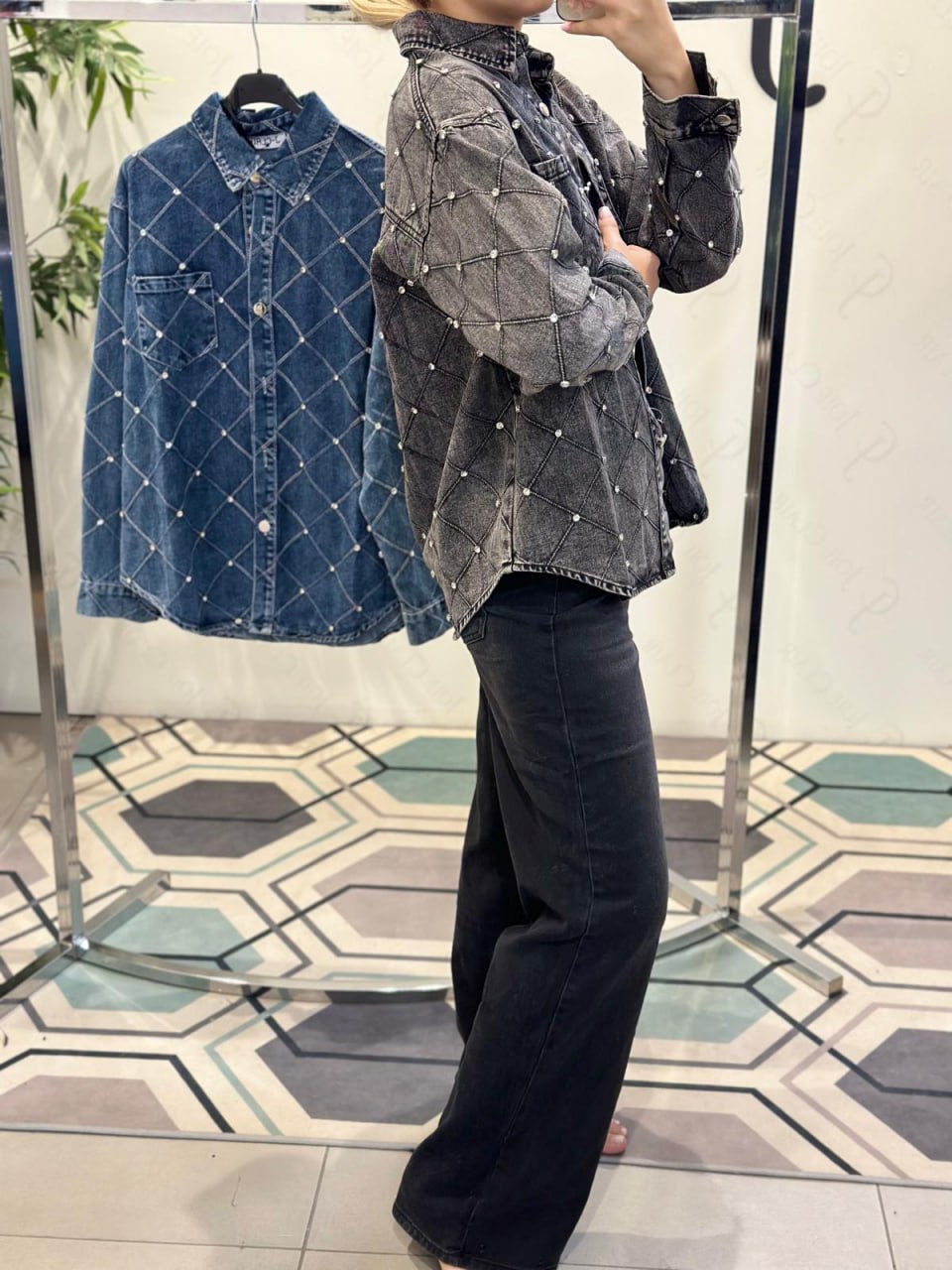 Фото Joie Clair (J-Clair)