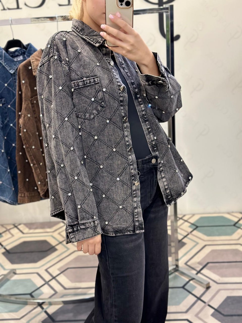 Фото Joie Clair (J-Clair)