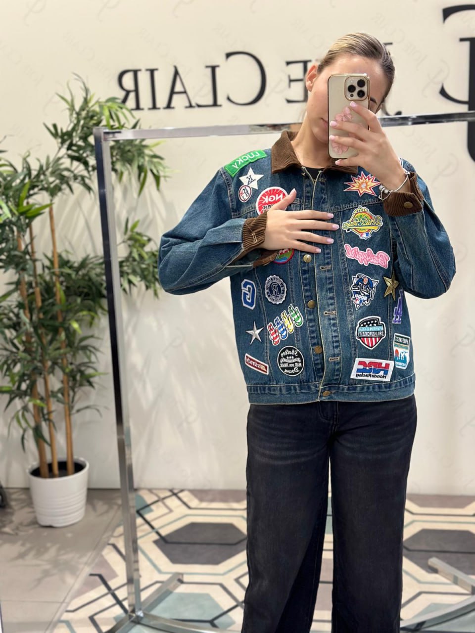 Joie Clair (J-Clair)