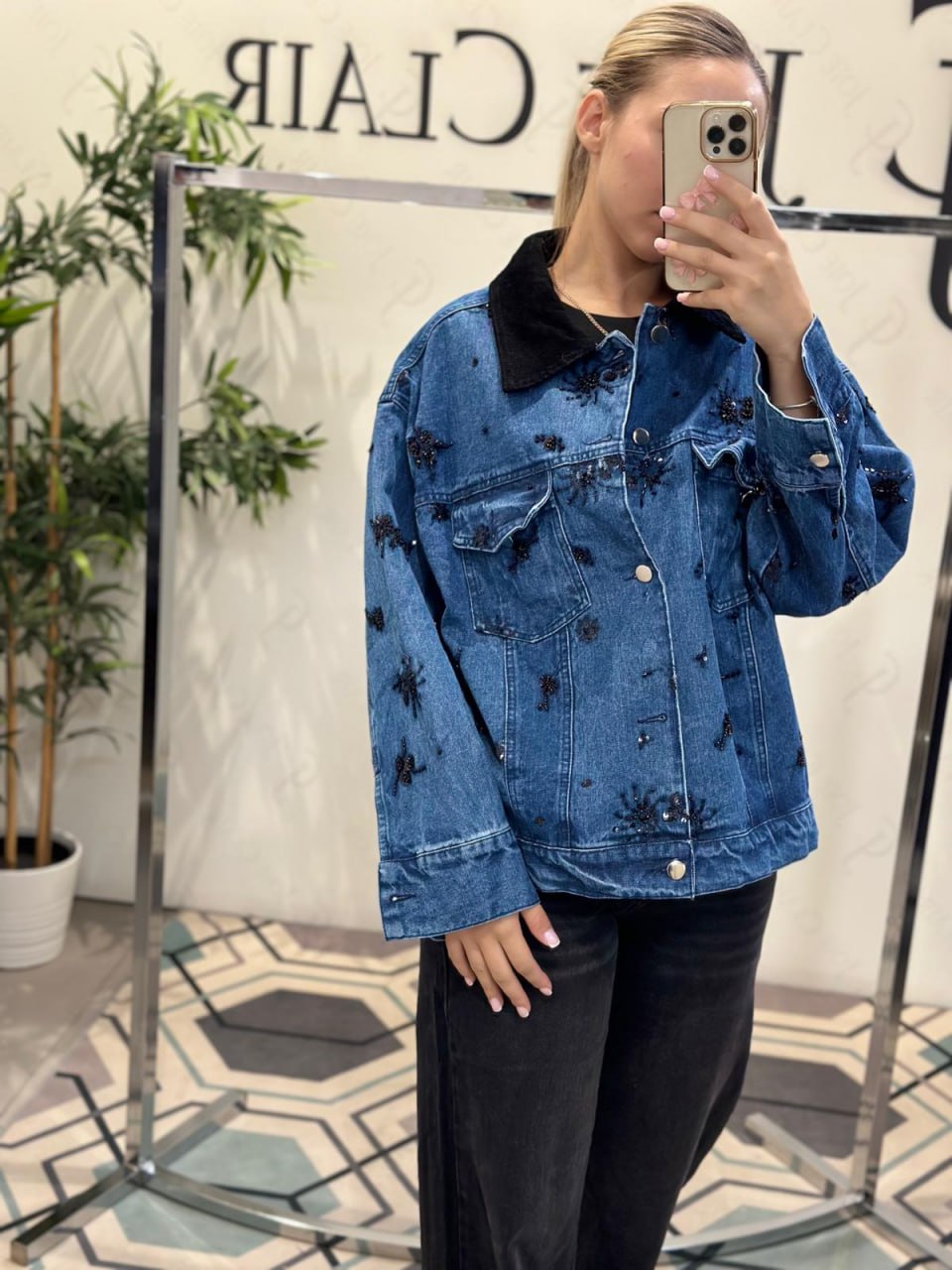 Joie Clair (J-Clair)