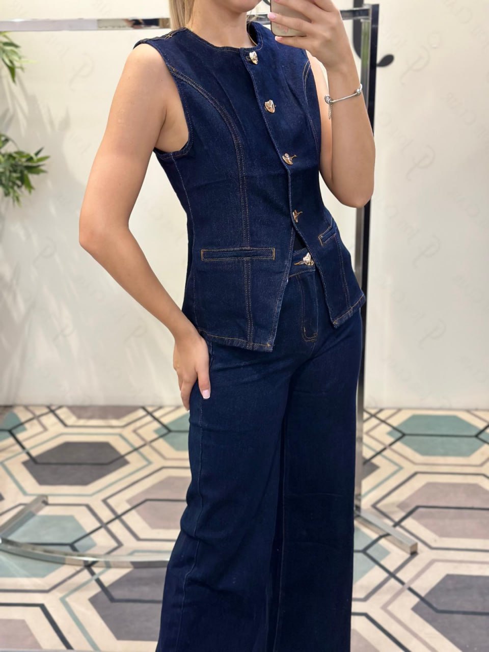 Joie Clair (J-Clair)