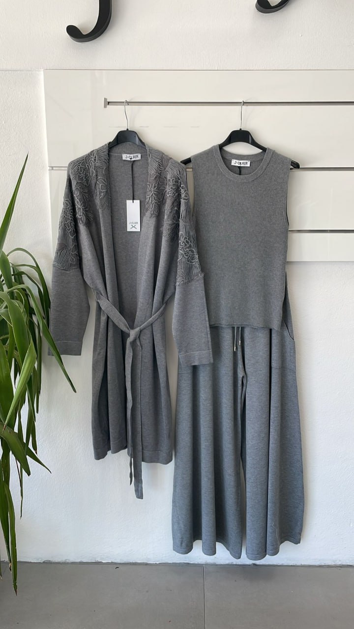 Joie Clair (J-Clair)