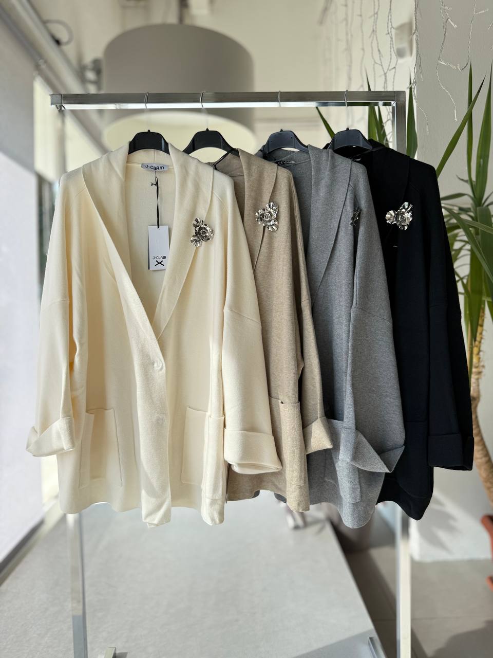 Фото Joie Clair (J-Clair)