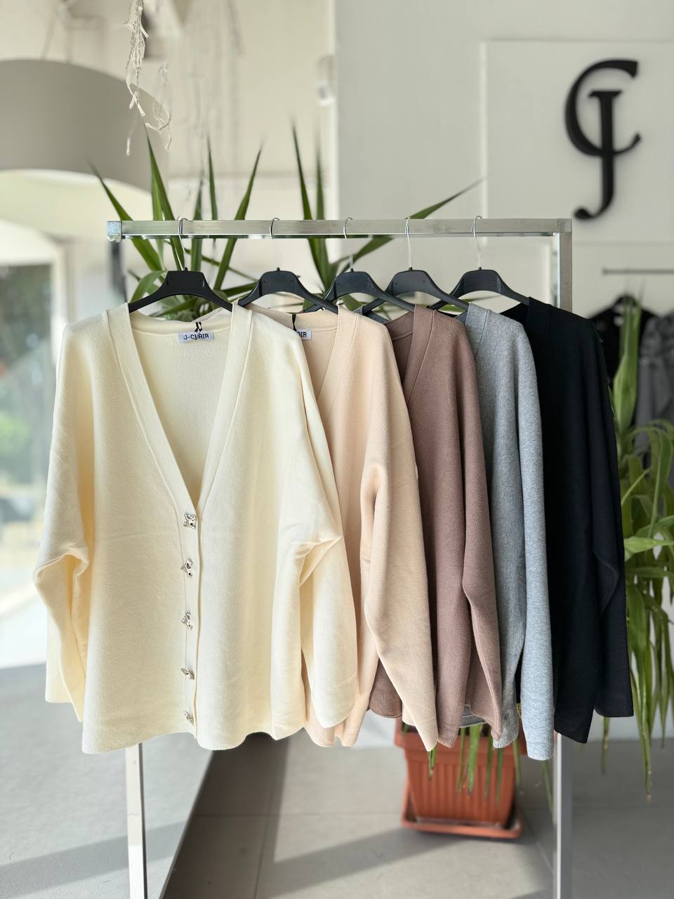 Фото Joie Clair (J-Clair)