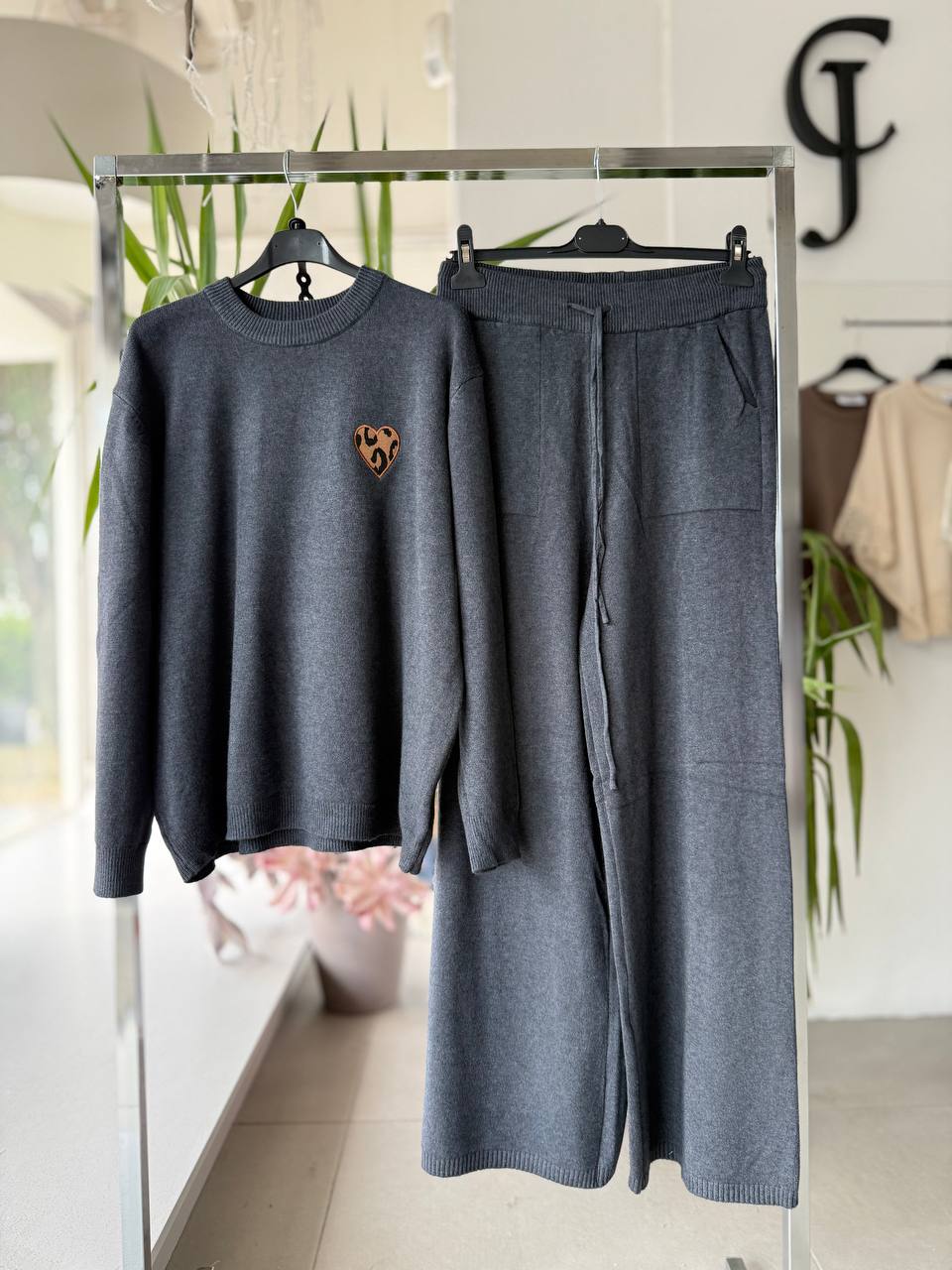 Фото Joie Clair (J-Clair)