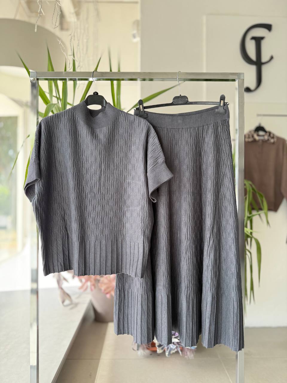 Фото Joie Clair (J-Clair)