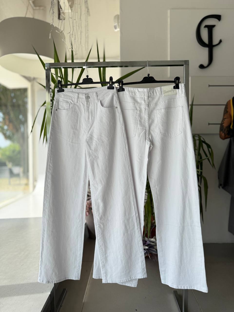 Фото Joie Clair (J-Clair)