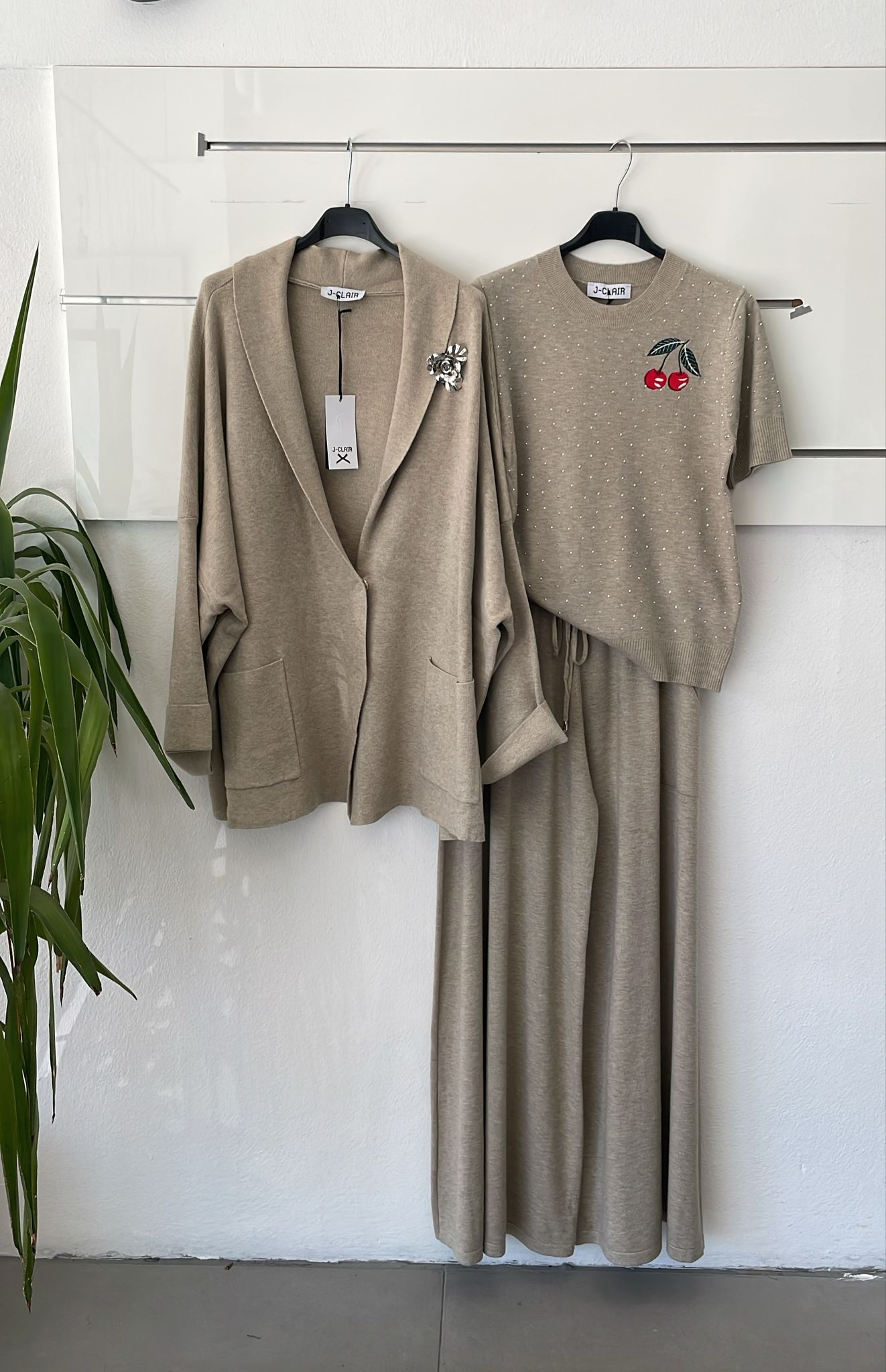 Фото Joie Clair (J-Clair)