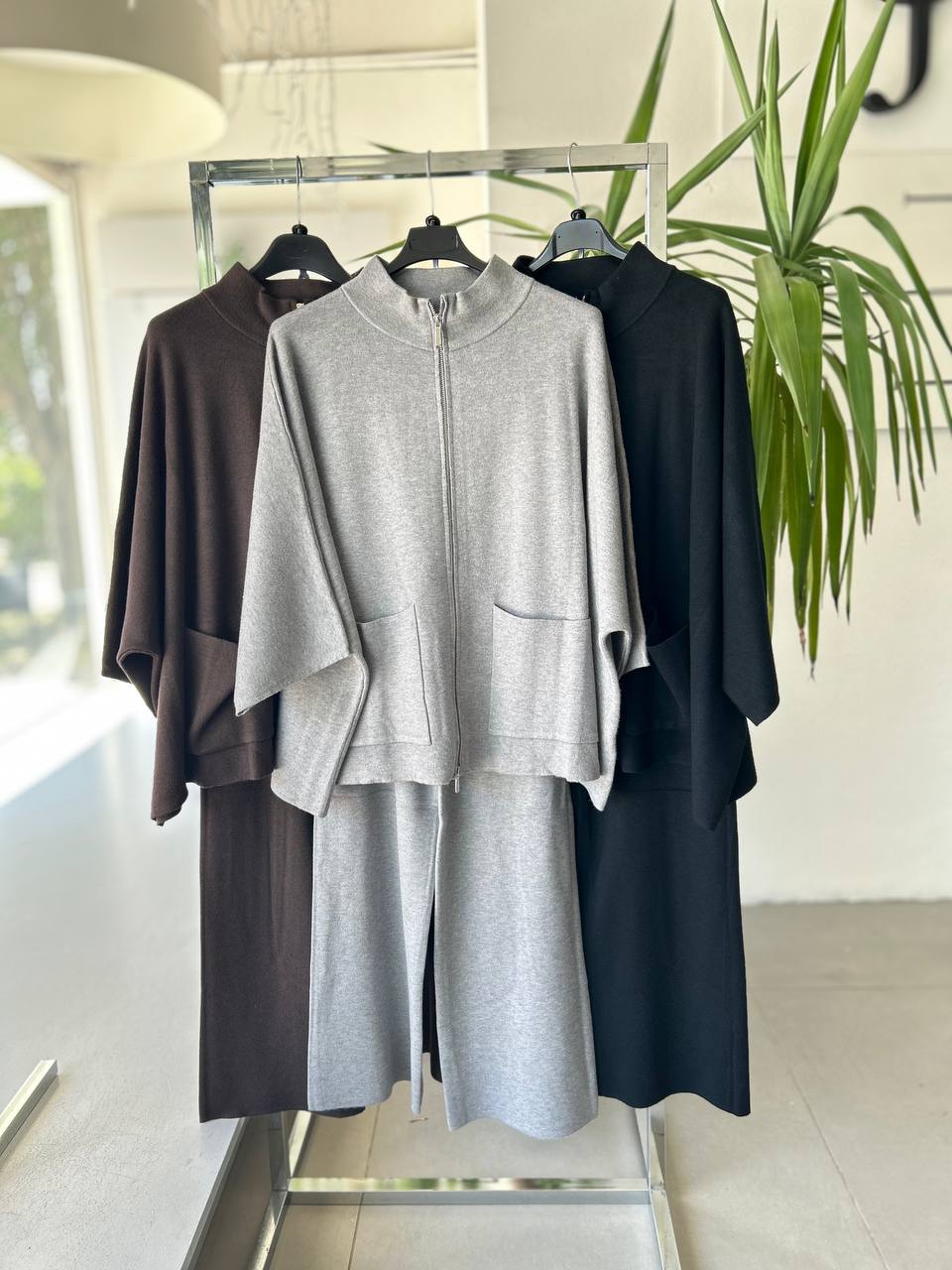 Фото Joie Clair (J-Clair)