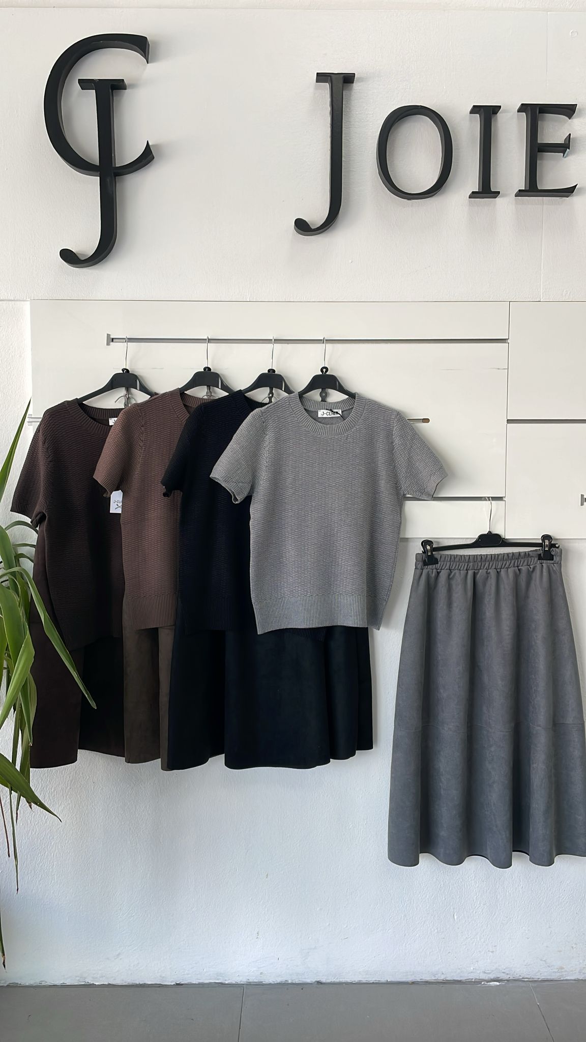 Фото Joie Clair (J-Clair)