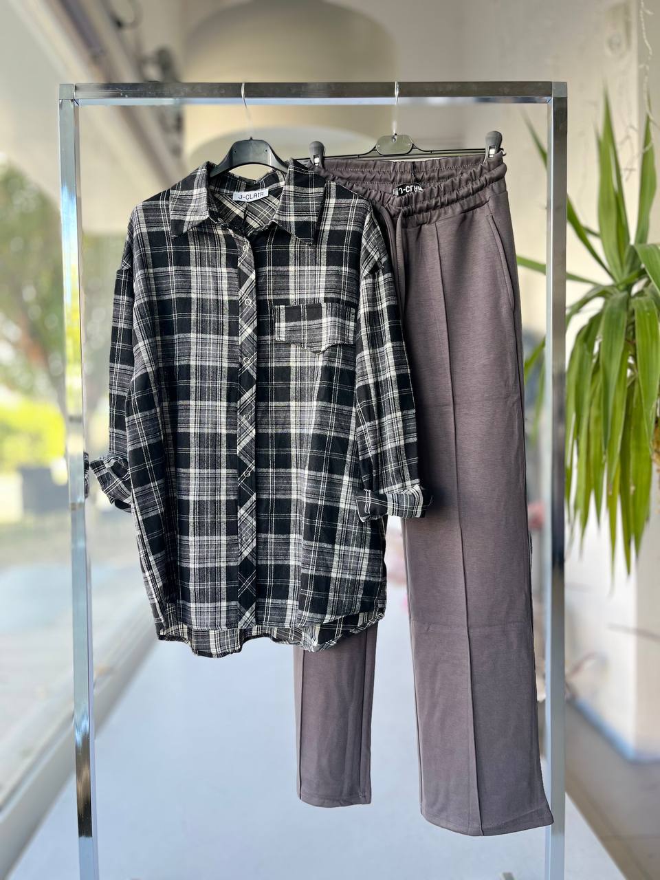 Фото Joie Clair (J-Clair)