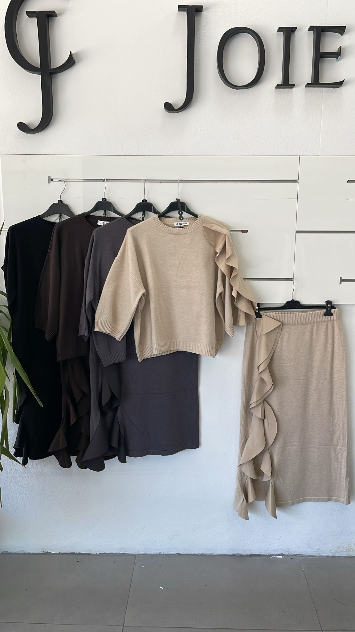 Фото Joie Clair (J-Clair)