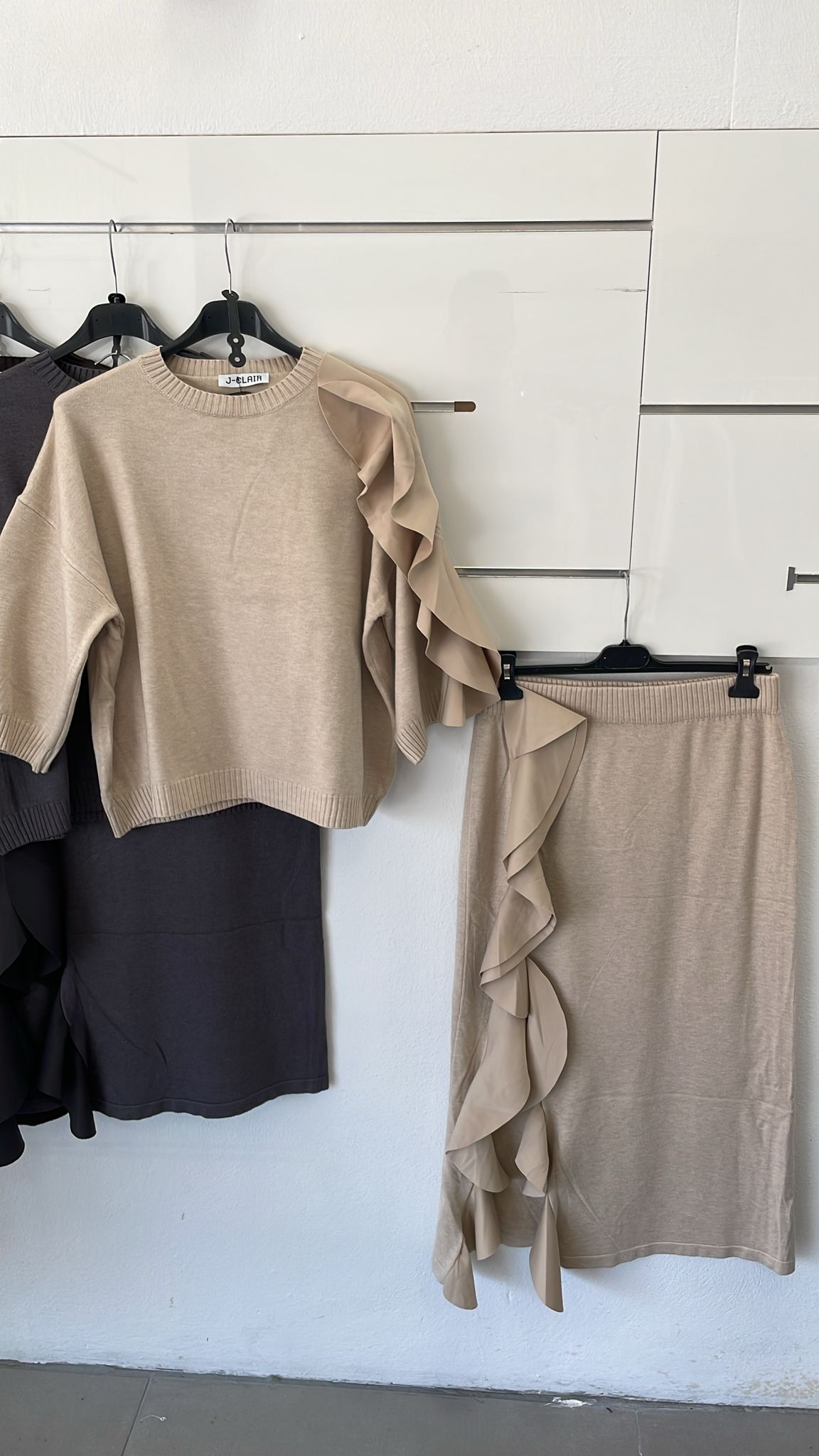 Фото Joie Clair (J-Clair)