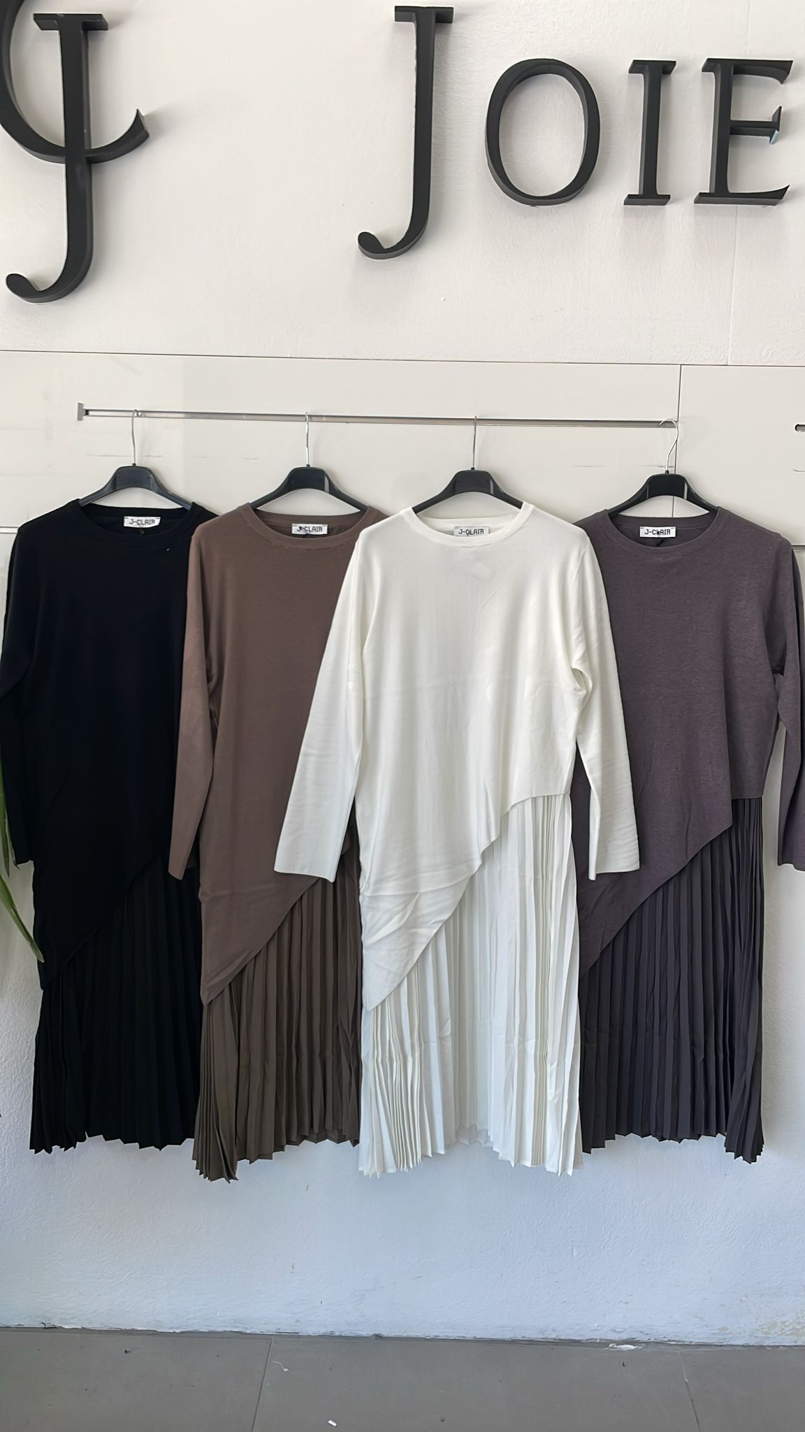 Фото Joie Clair (J-Clair)