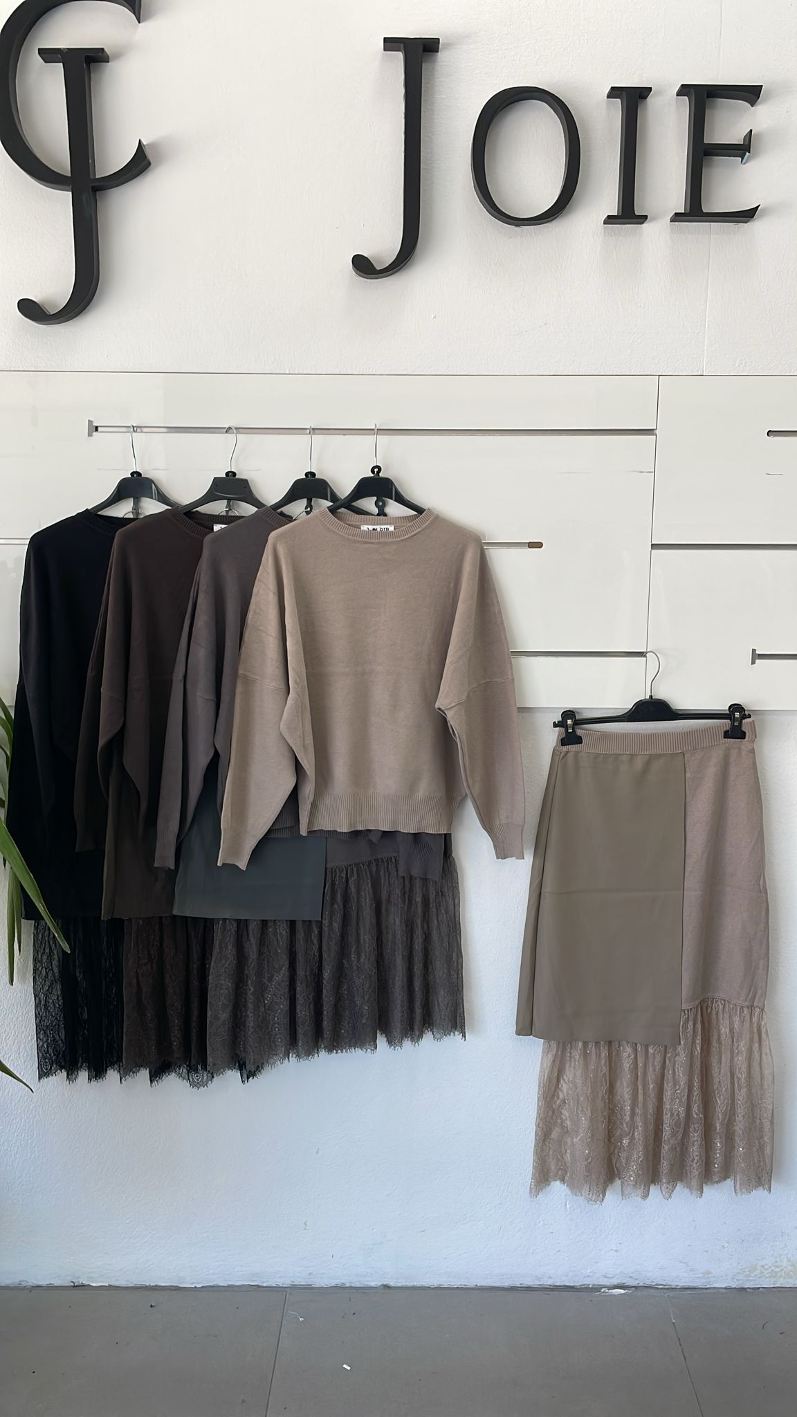 Фото Joie Clair (J-Clair)