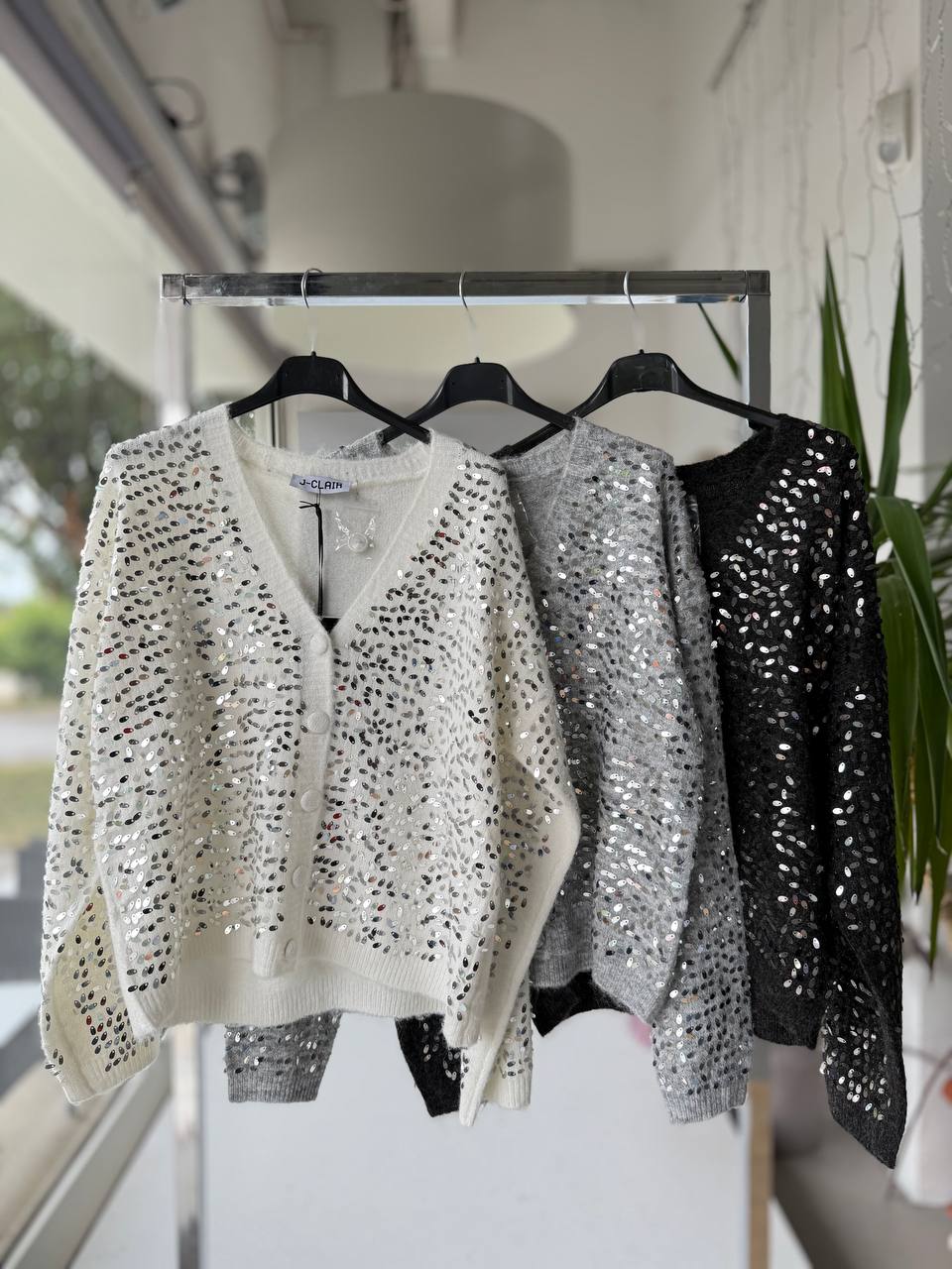 Joie Clair (J-Clair)