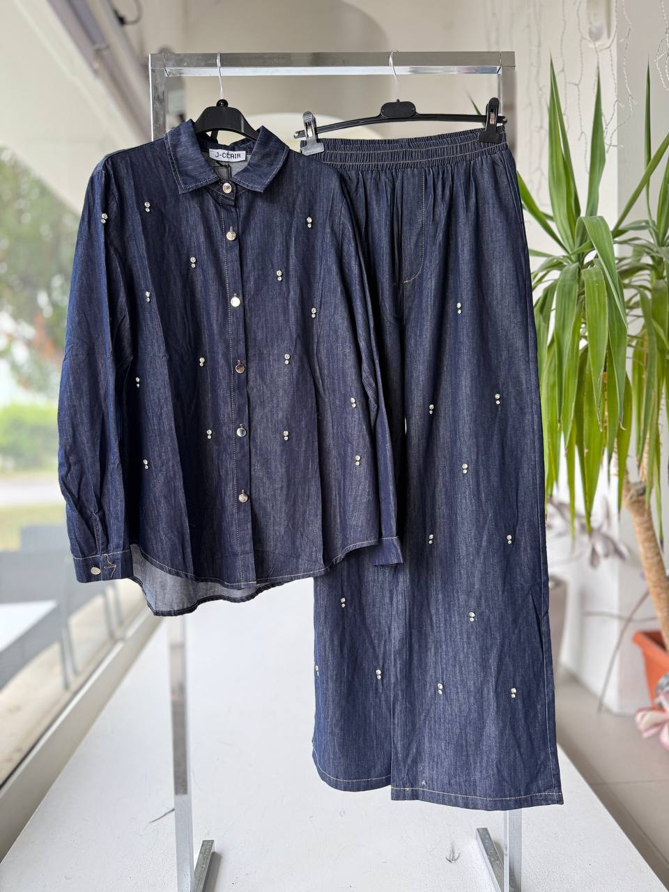 Joie Clair (J-Clair)