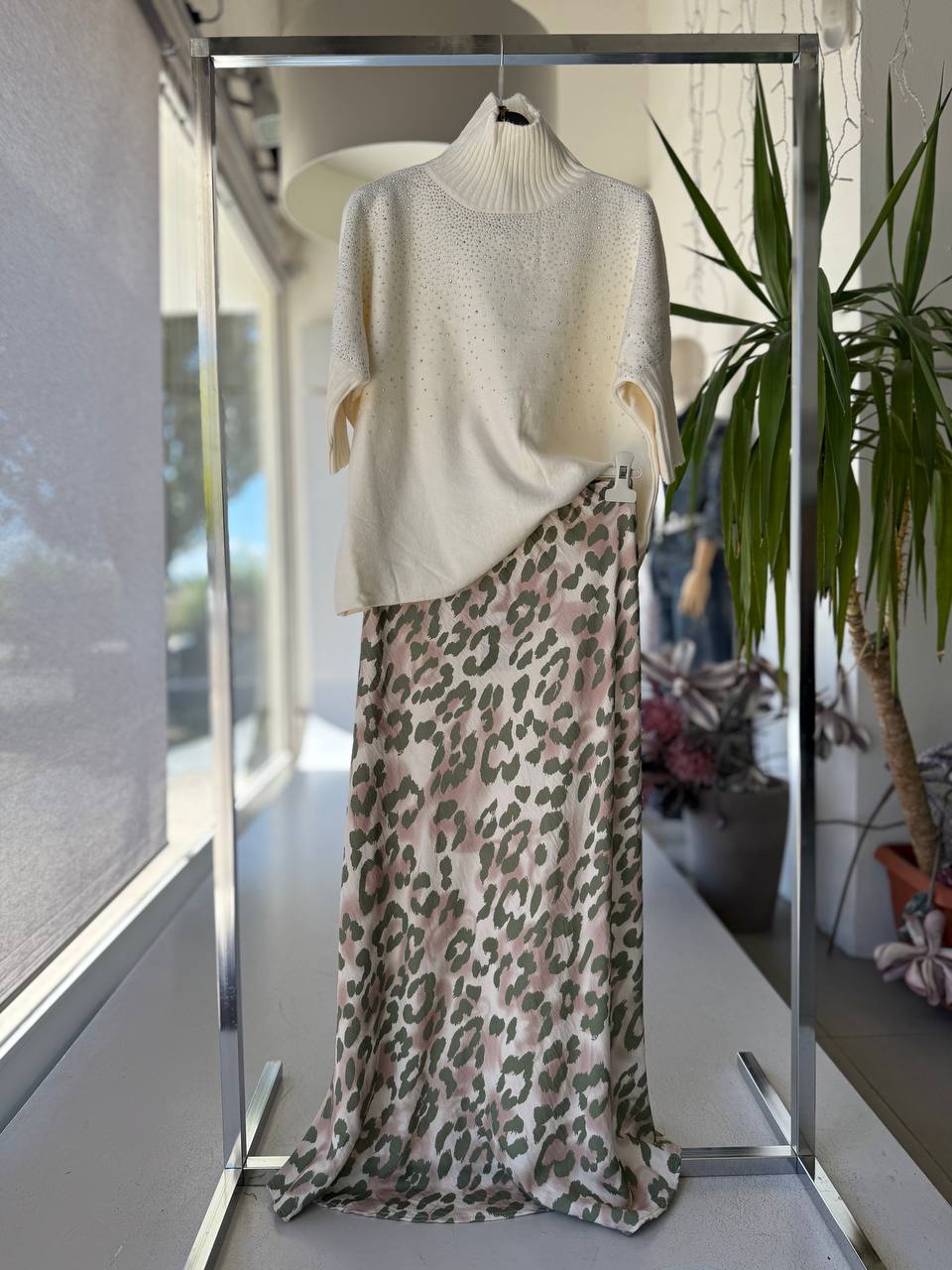 Joie Clair (J-Clair)