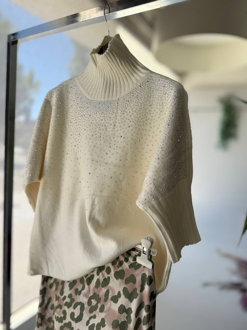 Joie Clair (J-Clair)