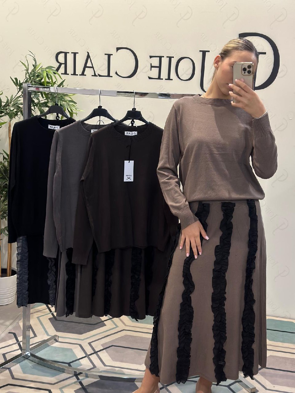 Joie Clair (J-Clair)