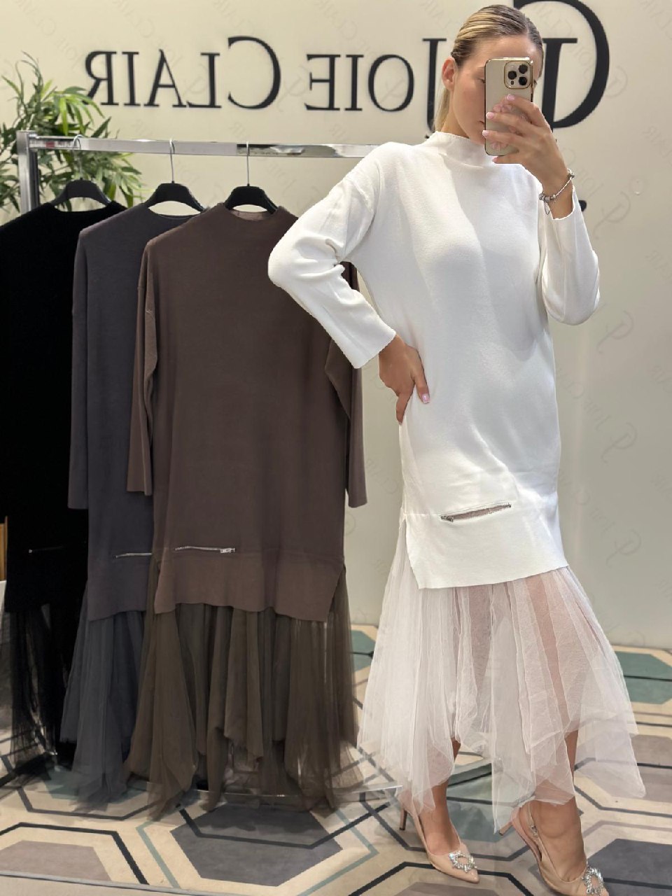 Joie Clair (J-Clair)