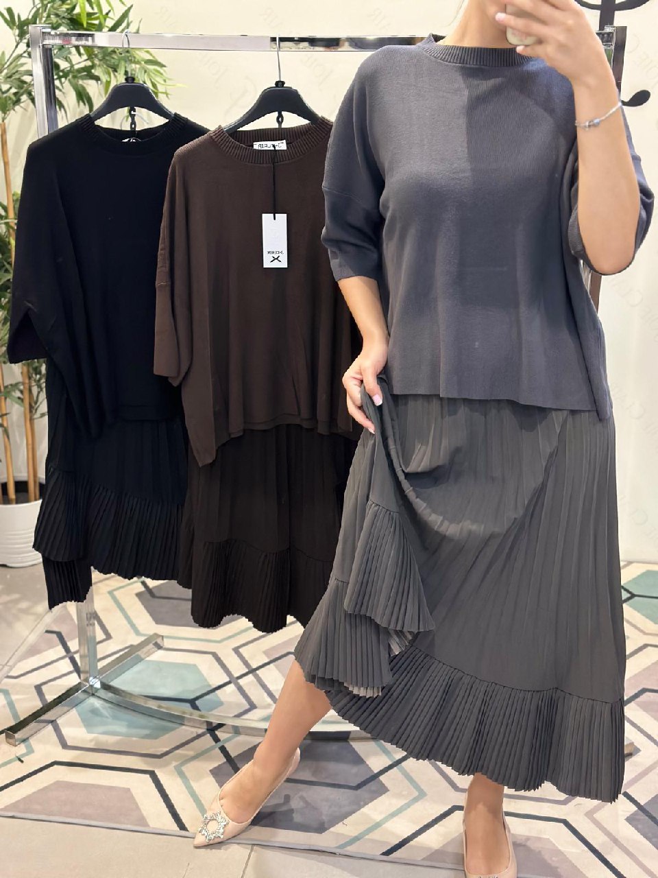 Joie Clair (J-Clair)