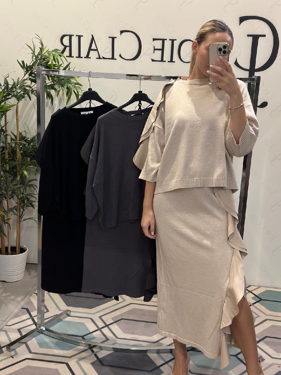 Joie Clair (J-Clair)