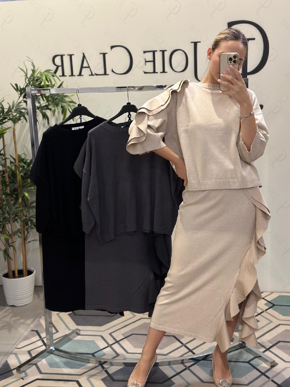 Joie Clair (J-Clair)