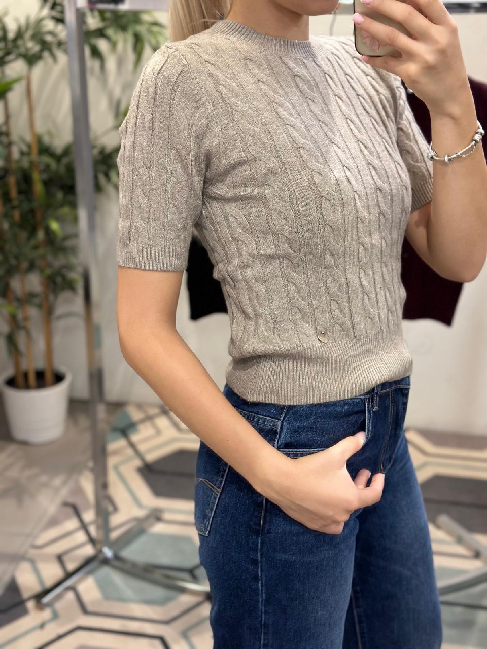 Joie Clair (J-Clair)