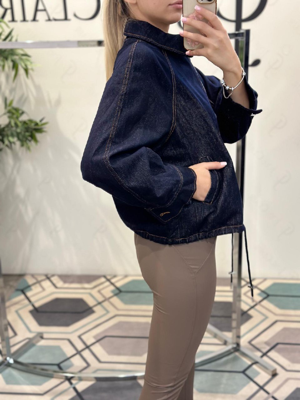 Joie Clair (J-Clair)