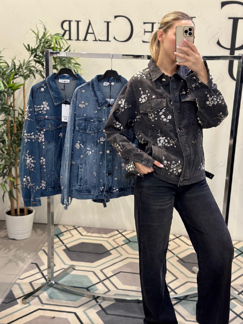 Фото Joie Clair (J-Clair)