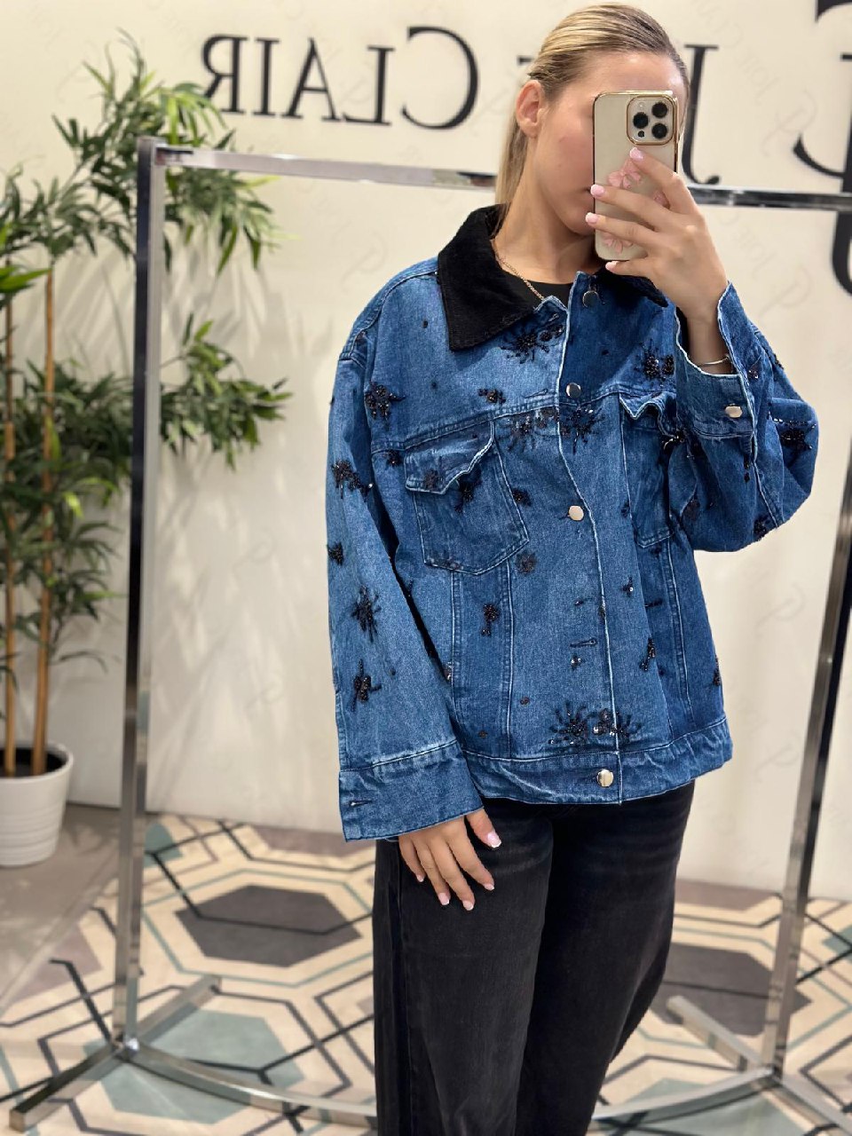 Фото Joie Clair (J-Clair)