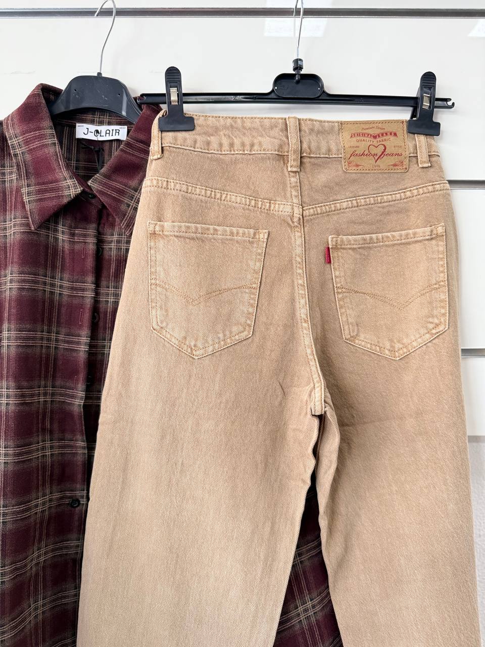 Joie Clair (J-Clair)